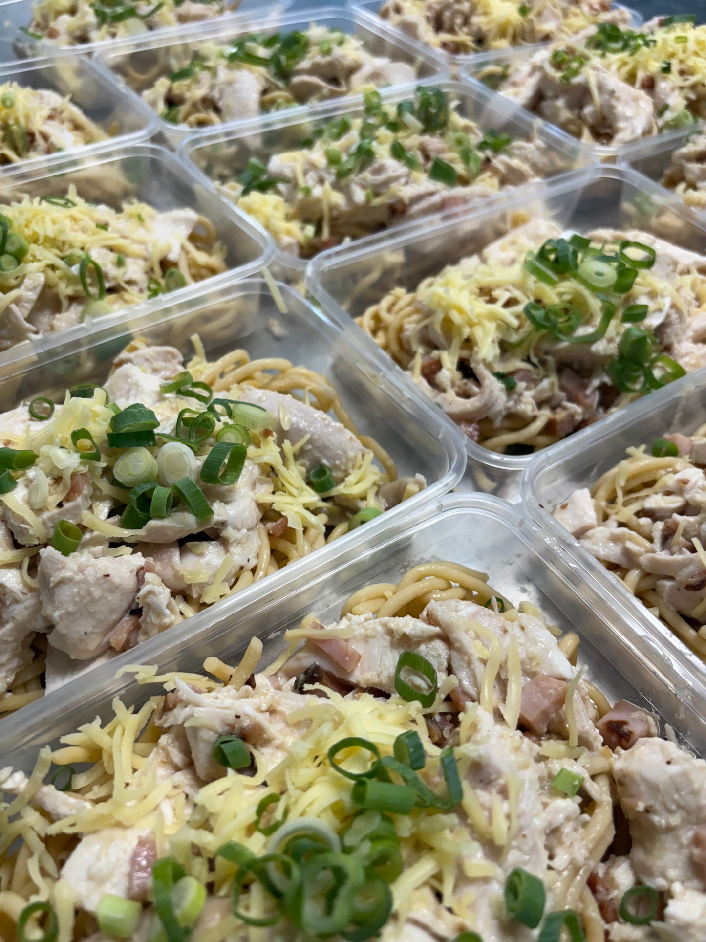Creamy Chicken Carbonara LARGE