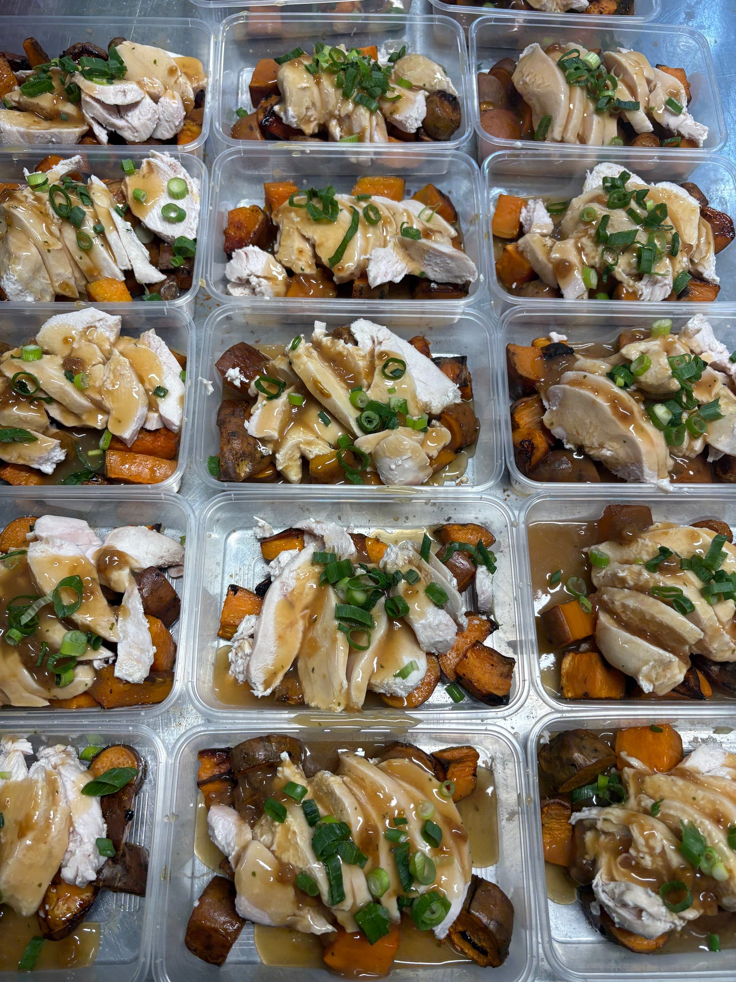Baked Chicken with Vegetables and Gravy